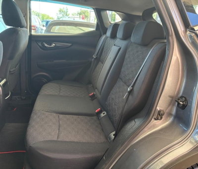Nissan Qashqai 1.5 dCi Business (8)