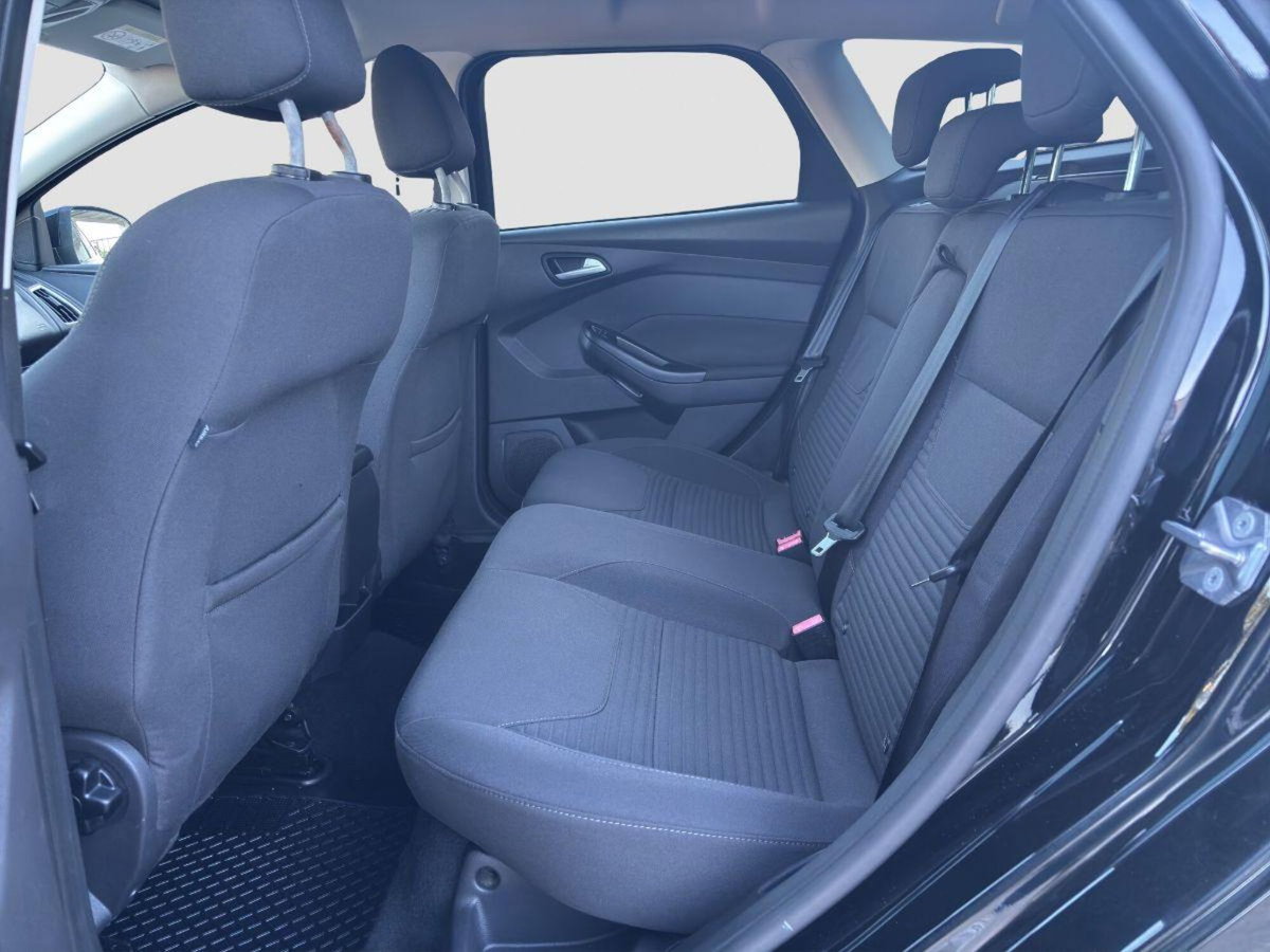Ford Focus Station Wagon 1.5 TDCi 120 CV Start&Stop SW Business (12)