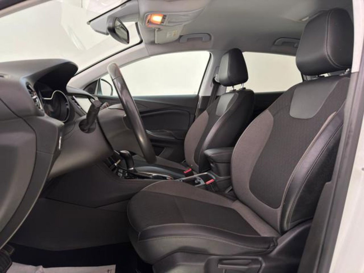 Opel Grandland X 1.5 diesel Ecotec Start&Stop Elegance (12)