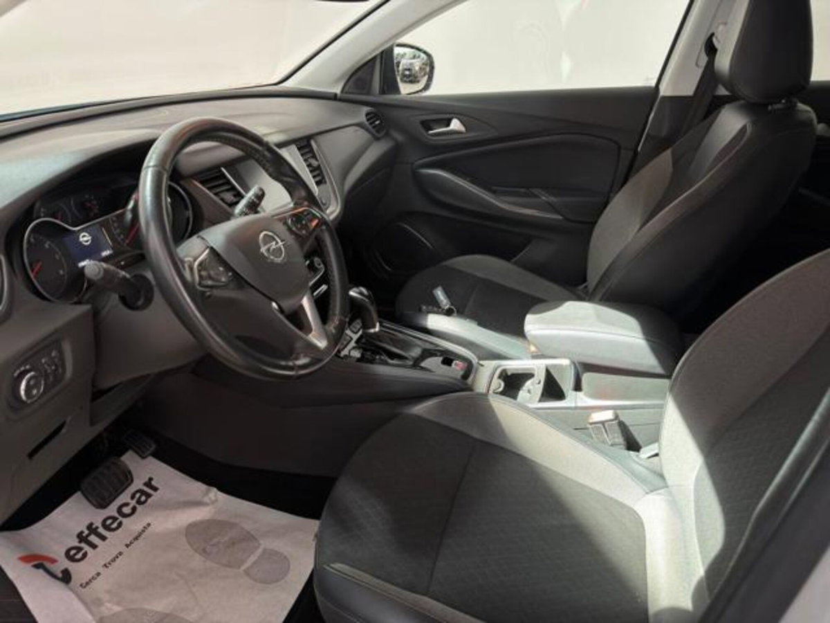 Opel Grandland X 1.5 diesel Ecotec Start&Stop Elegance (7)