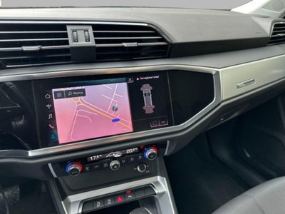 Audi Q3 35 TDI quattro S tronic Business (10)