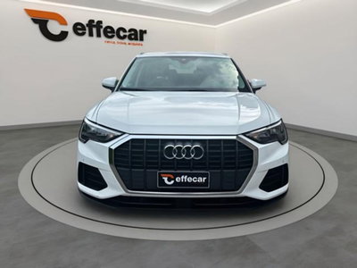 Audi Q3 35 TDI quattro S tronic Business (2)