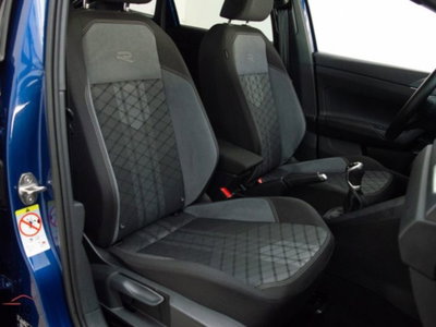 Volkswagen Taigo 1.0 tsi R-Line 115cv (10)