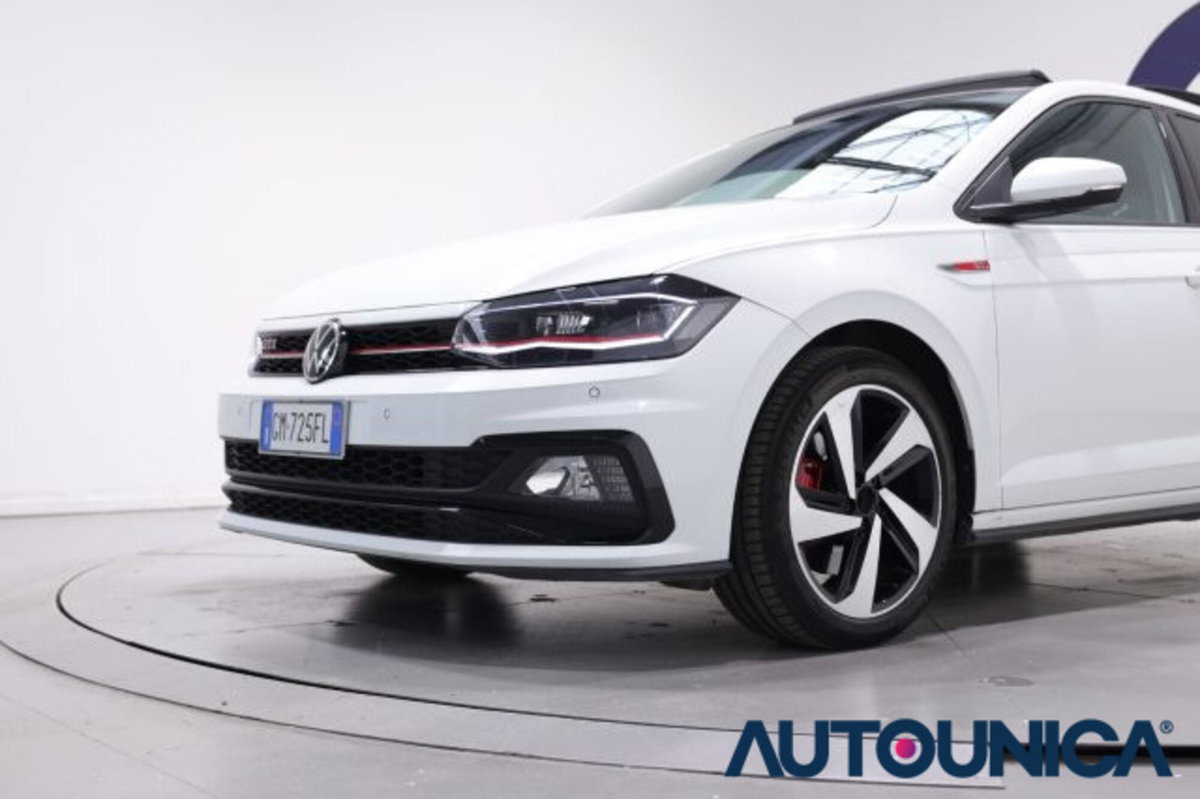 Volkswagen Polo 2.0 TSI DSG GTI BlueMotion Technology (11)