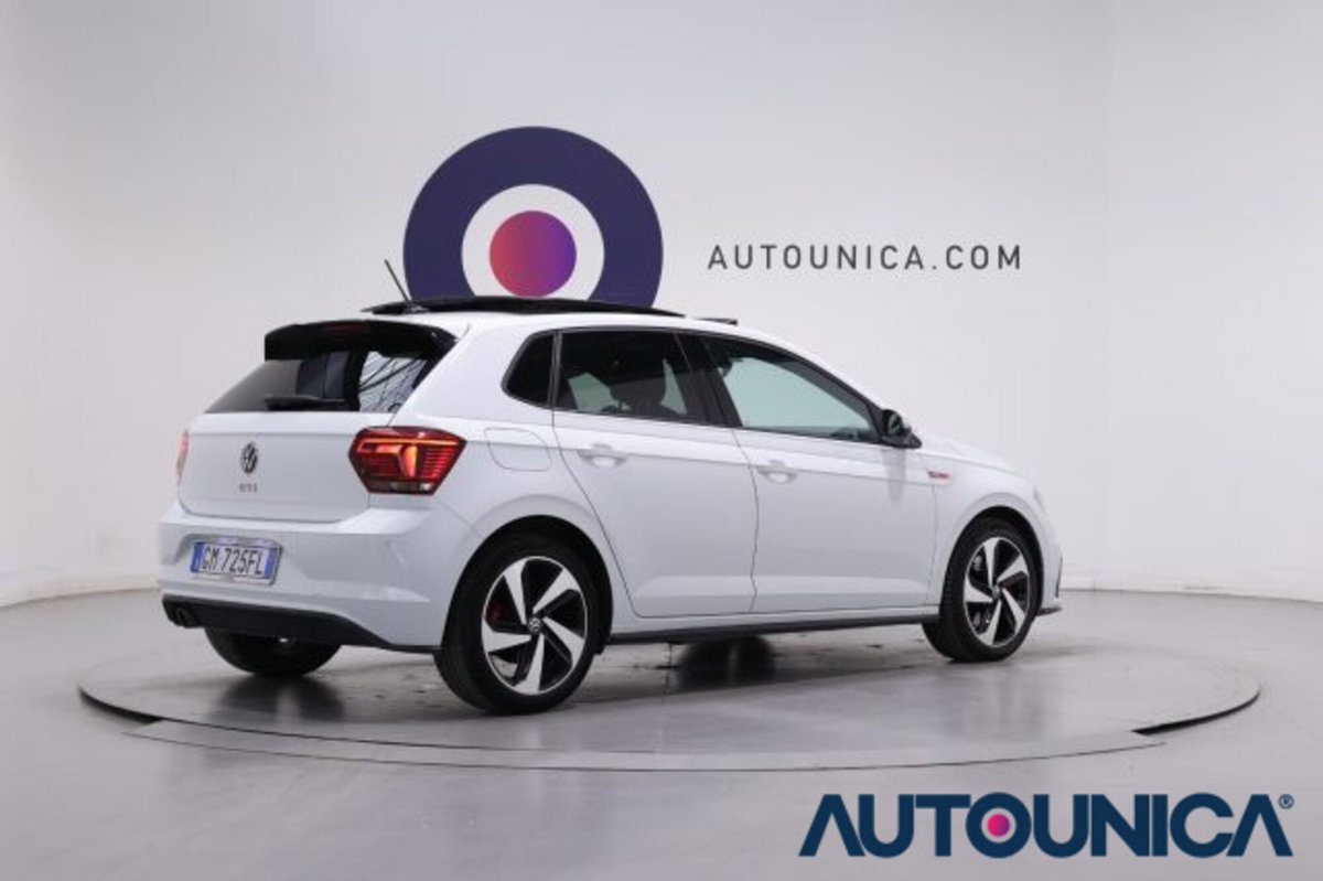 Volkswagen Polo 2.0 TSI DSG GTI BlueMotion Technology (15)