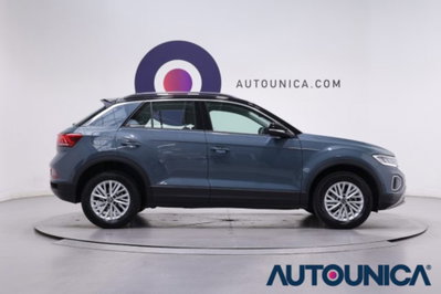 Volkswagen T-Roc 1.5 tsi Life dsg (4)