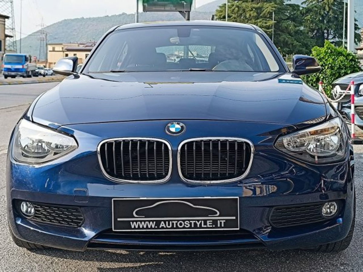 BMW Serie 1 116d 2.0 116CV cat 5 porte Attiva DPF (4)