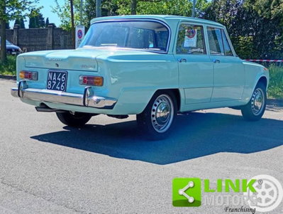 Alfa Romeo Giulia 2.0 Turbo 200 CV AT8 Ti (6)