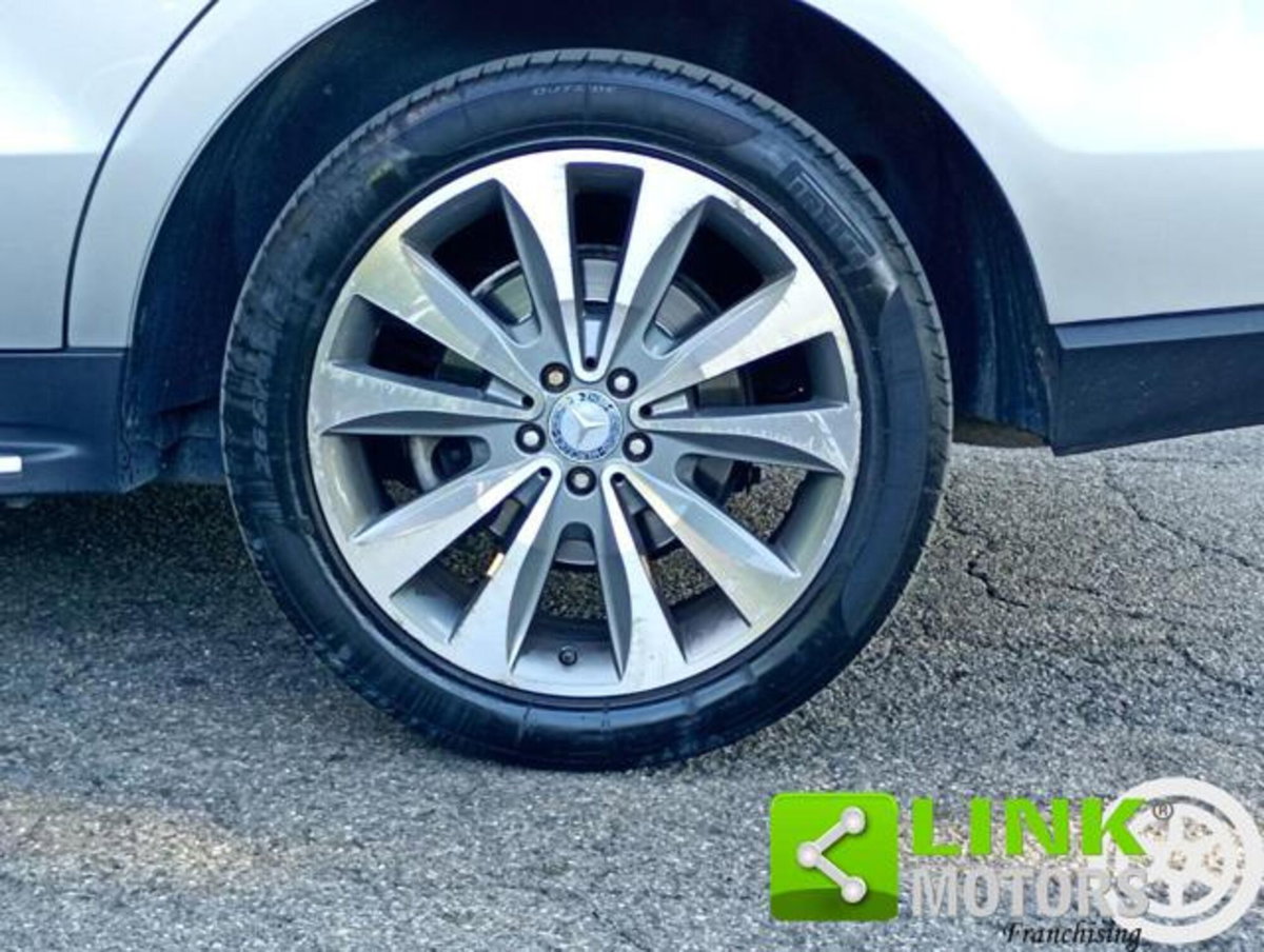 Mercedes-Benz Classe ML 250 BlueTEC 4Matic Premium (12)