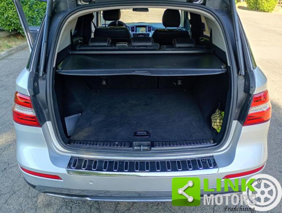 Mercedes-Benz Classe ML 250 BlueTEC 4Matic Premium (16)