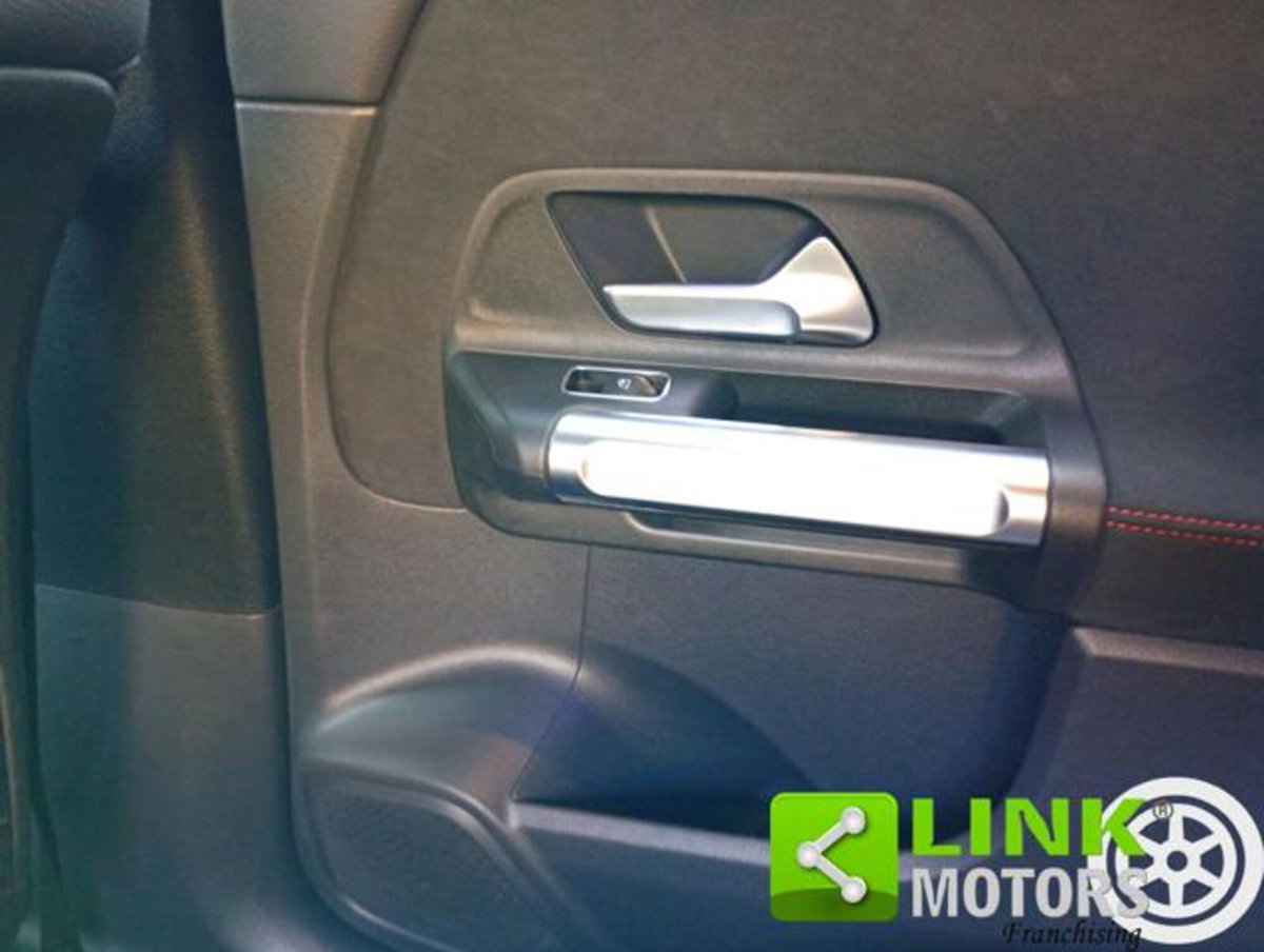 Mercedes-Benz GLB 200 AMG Line Advanced Plus auto (20)