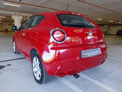 Alfa Romeo MiTo 1.6 JTDm 16V Distinctive Sport Pack (11)