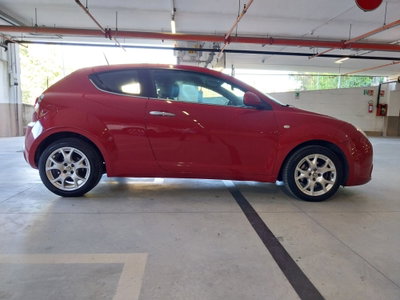 Alfa Romeo MiTo 1.6 JTDm 16V Distinctive Sport Pack (9)
