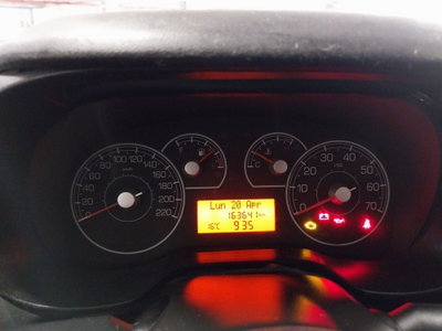 Fiat Grande Punto 1.3 MJT 90 CV 3 porte Emotion (19)