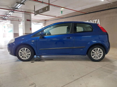 Fiat Grande Punto 1.3 MJT 90 CV 3 porte Emotion (8)