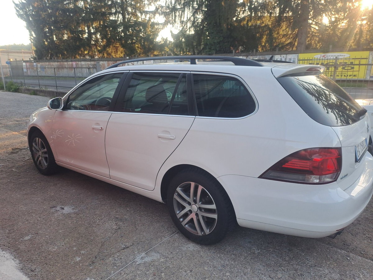 Volkswagen Golf 2.0 TDI 140CV DPF DSG 5p. Highline (4)