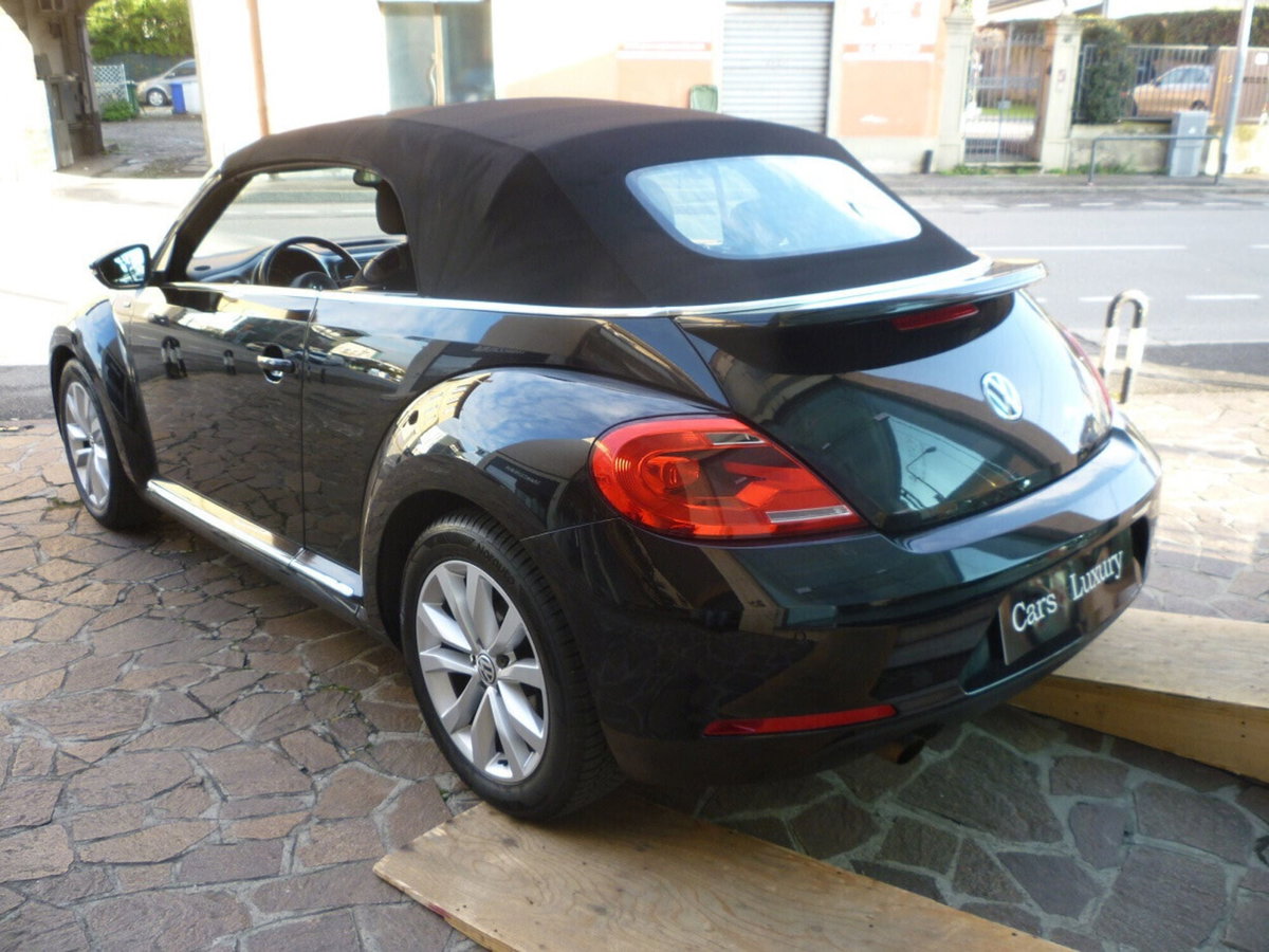 Volkswagen Maggiolino Cabrio 1.2 TSI Design BlueMotion Technology (3)