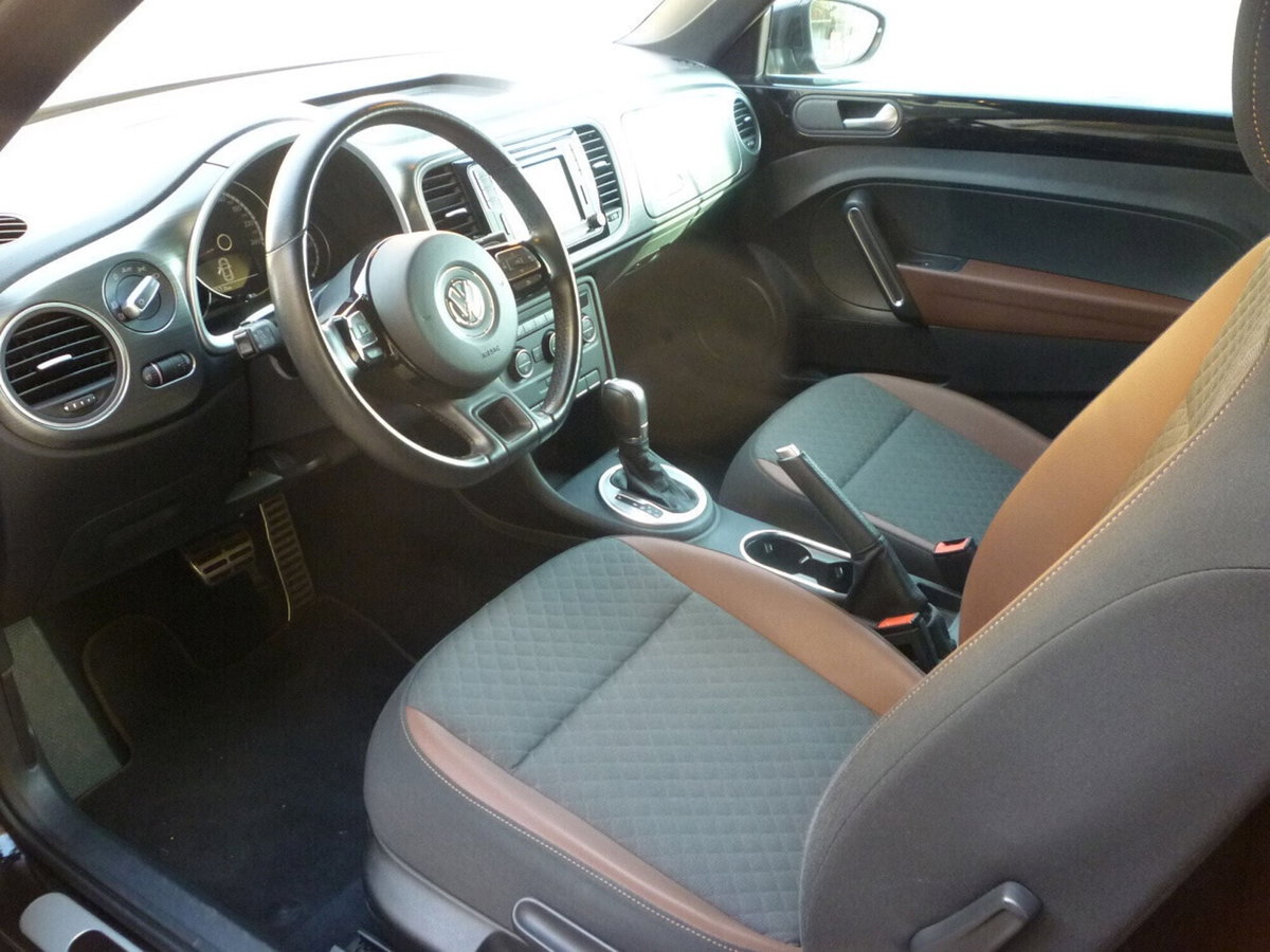 Volkswagen Maggiolino Cabrio 1.2 TSI Design BlueMotion Technology (4)