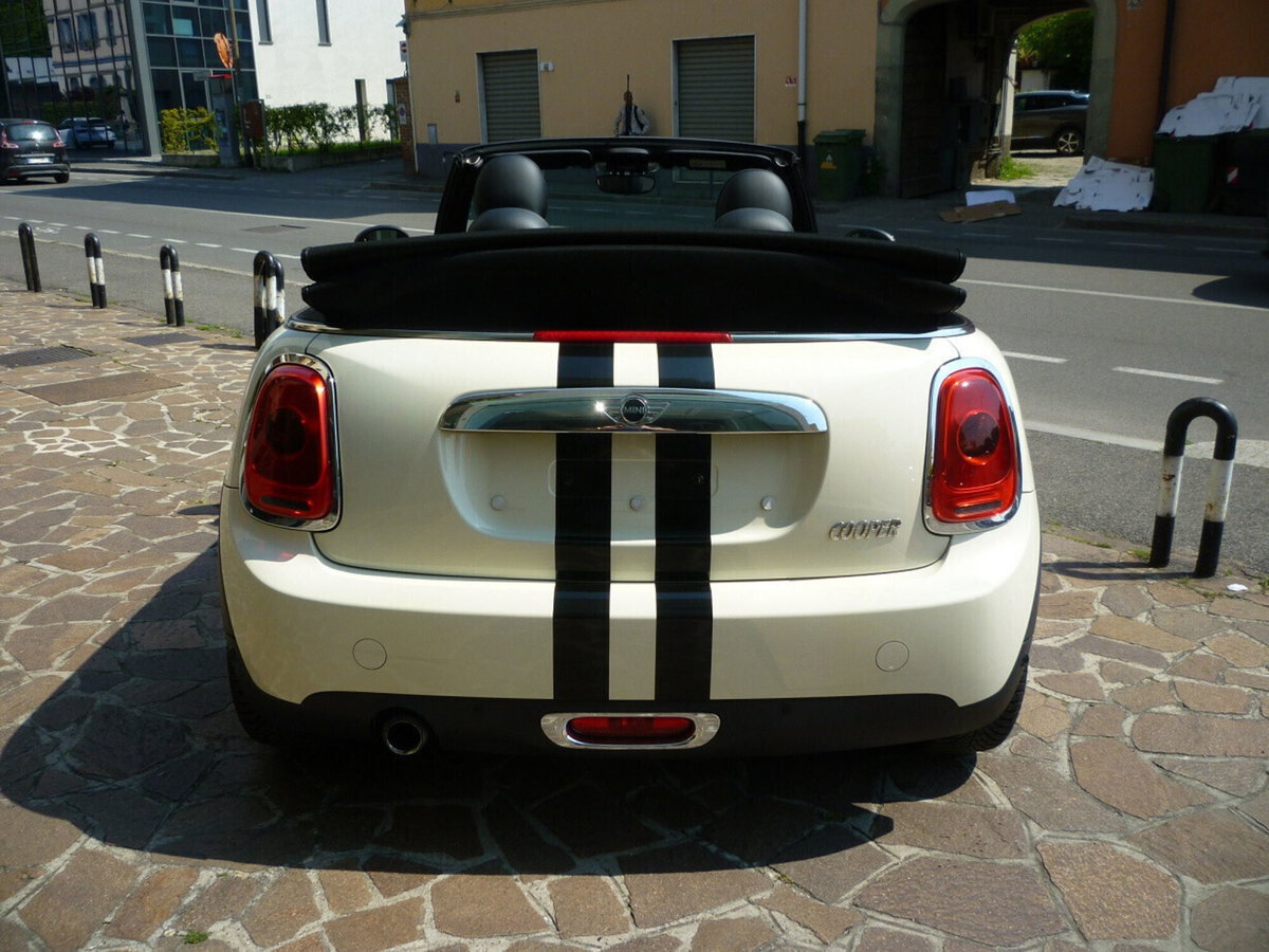 MINI Mini Cabrio 1.5 Cooper Hype Cabrio (4)