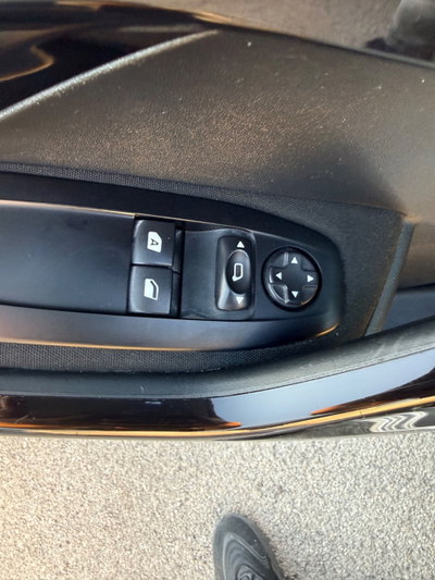 Peugeot 208 82 5 porte Allure (17)