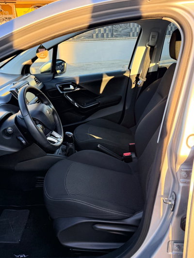Peugeot 208 82 5 porte Allure (6)