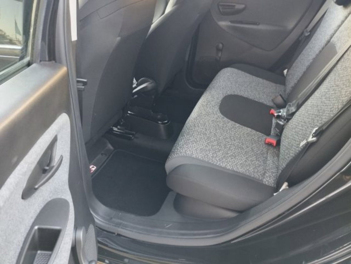 Lancia Ypsilon 1.0 FireFly 5 porte S&S Hybrid Ecochic UnYca (12)