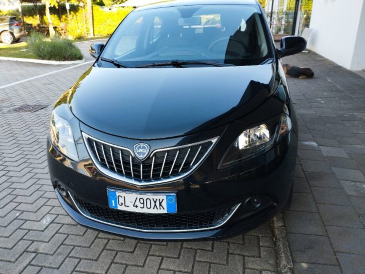 Lancia Ypsilon 1.0 FireFly 5 porte S&S Hybrid Ecochic UnYca (3)