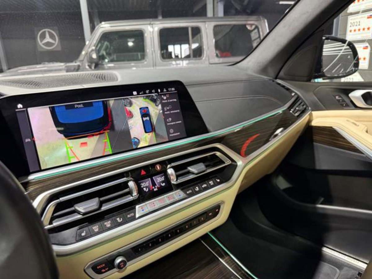 BMW X7 xDrive40i 48V (14)
