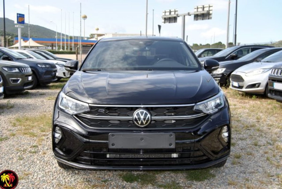 Volkswagen Taigo 1.0 tsi R-Line 115cv (2)