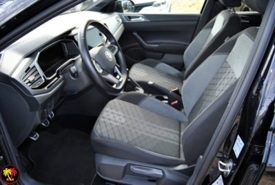 Volkswagen Taigo 1.0 tsi R-Line 115cv (5)