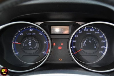 Hyundai ix35 1.7 CRDi 2WD Comfort (4)