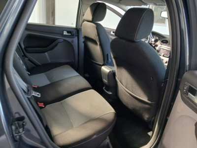 Ford Focus Station Wagon 1.6 (100CV) SW Titanium (15)