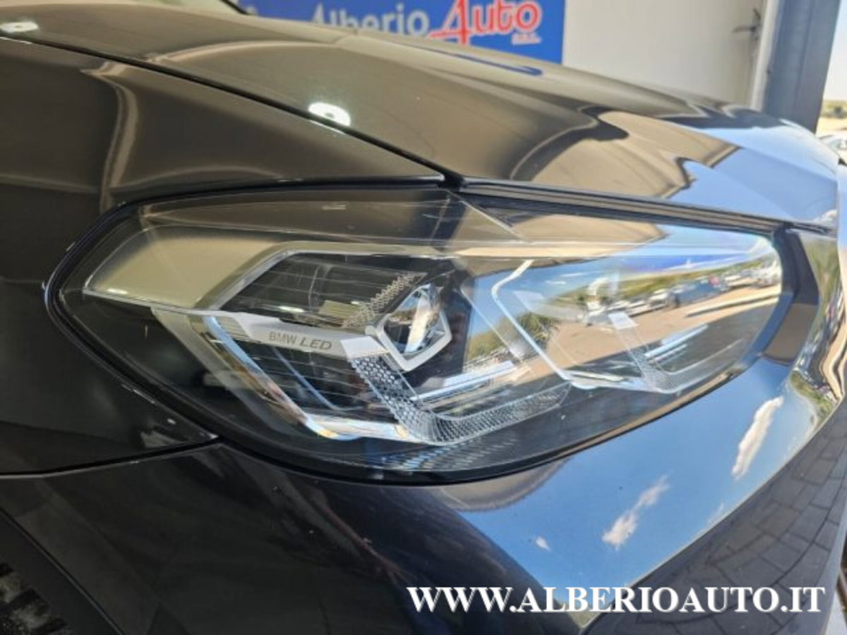 BMW X4 xDrive20d 48V (3)