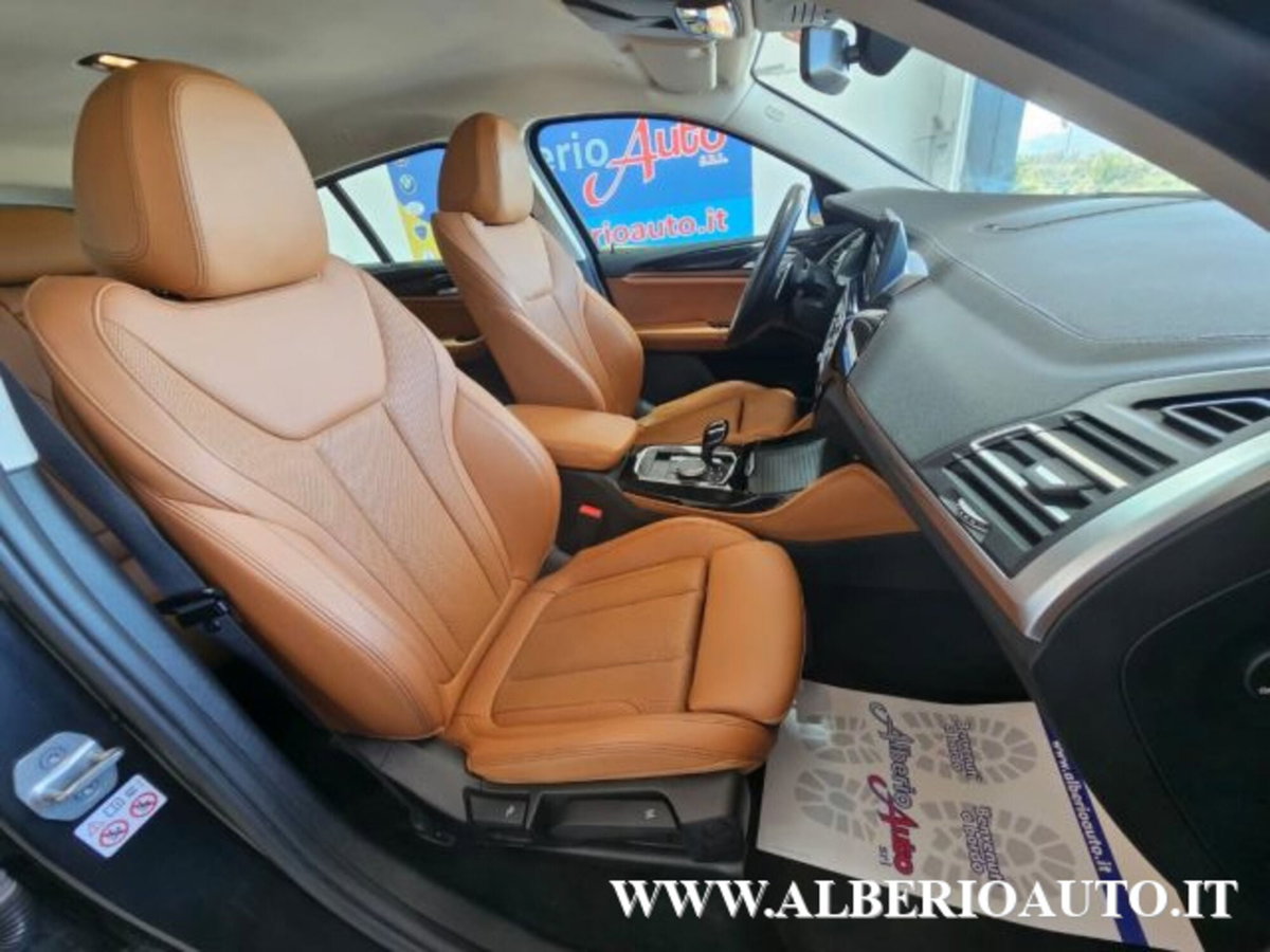 BMW X4 xDrive20d 48V (9)