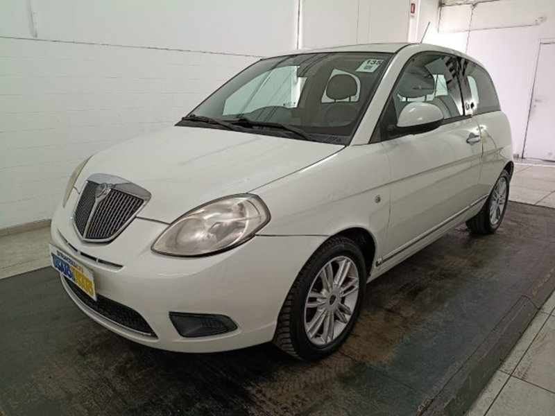 Lancia Ypsilon 1.4 Platinum Ecochic GPL