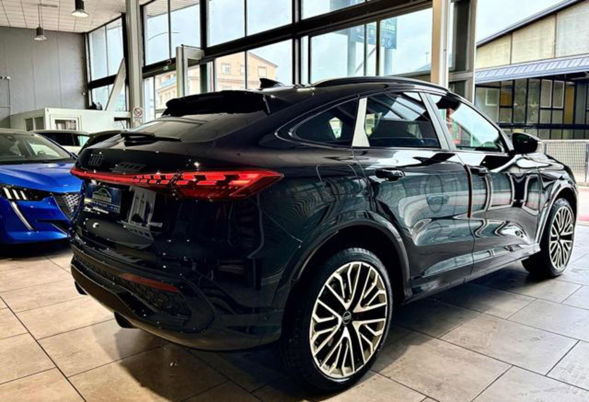 Audi Q5 2.0 tdi mhev+ S line edition quattro 204cv s-tronic (7)
