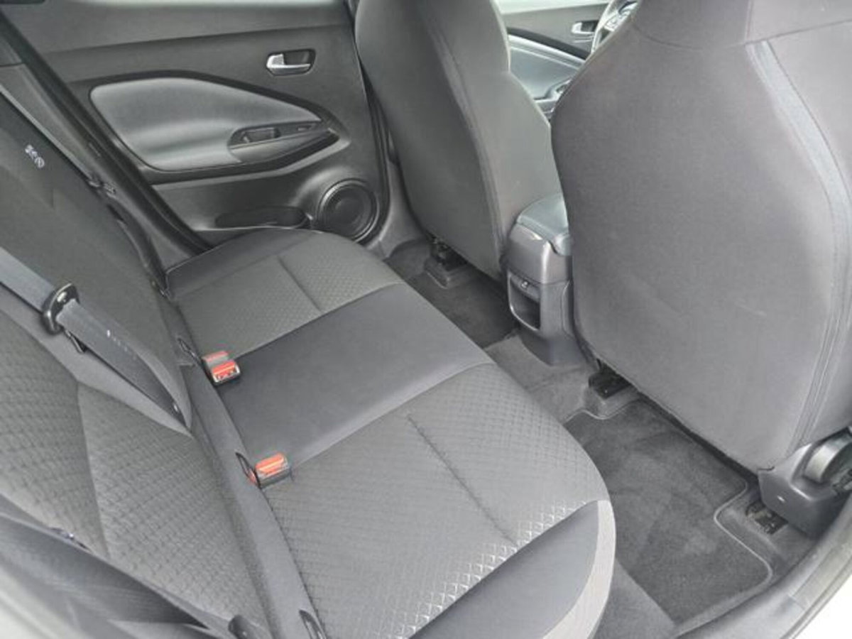 Nissan Juke 1.0 dig-t N-Connecta 114cv (10)