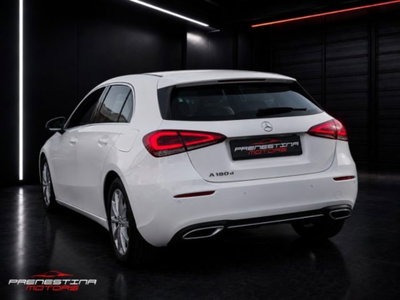 Mercedes-Benz Classe A Sedan 180 d Automatic 4p. Sport (3)