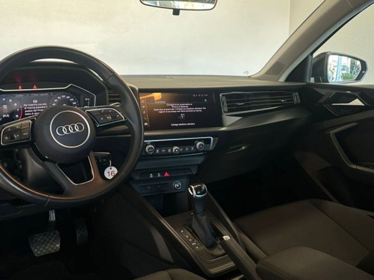 Audi A1 Sportback Sportback 30 1.0 tfsi Business 110cv s-tronic (10)