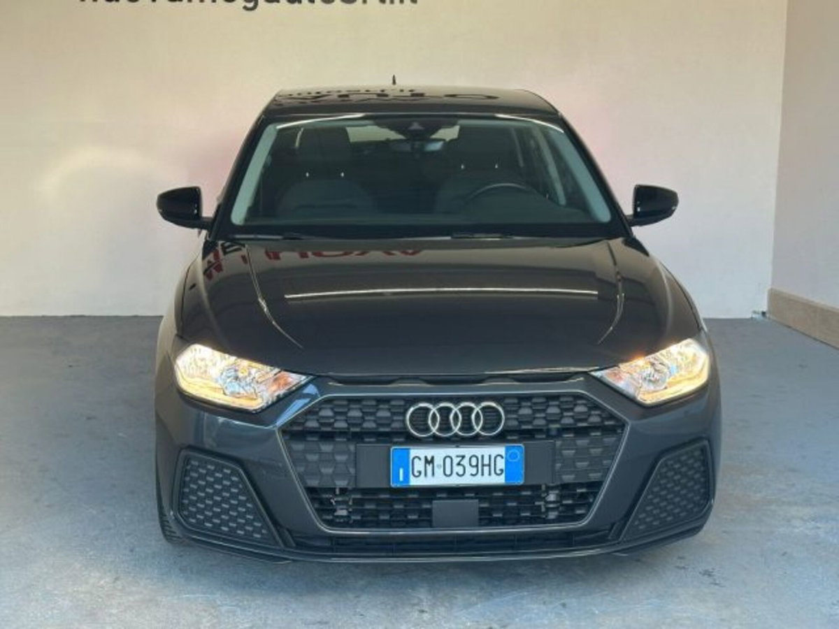 Audi A1 Sportback Sportback 30 1.0 tfsi Business 110cv s-tronic (3)