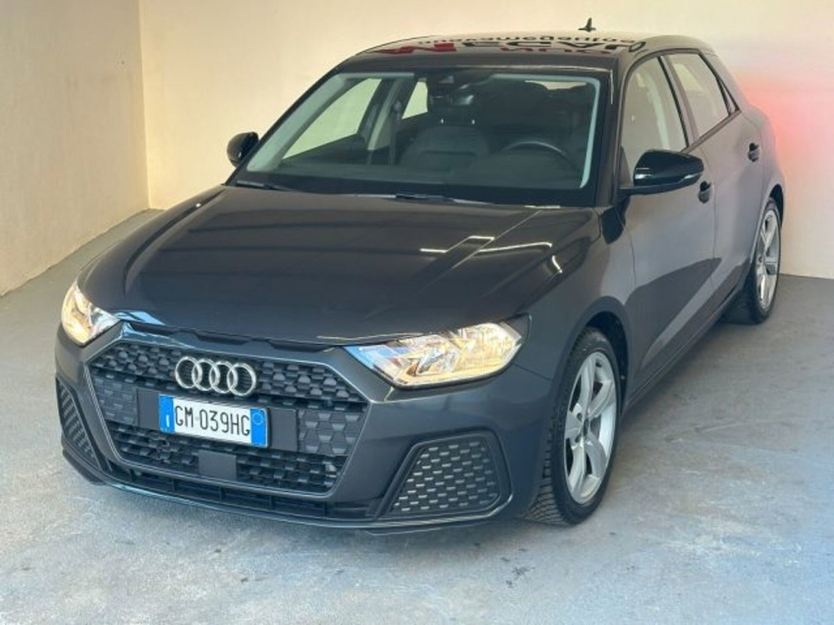 Audi A1 Sportback Sportback 30 1.0 tfsi Business 110cv s-tronic (4)