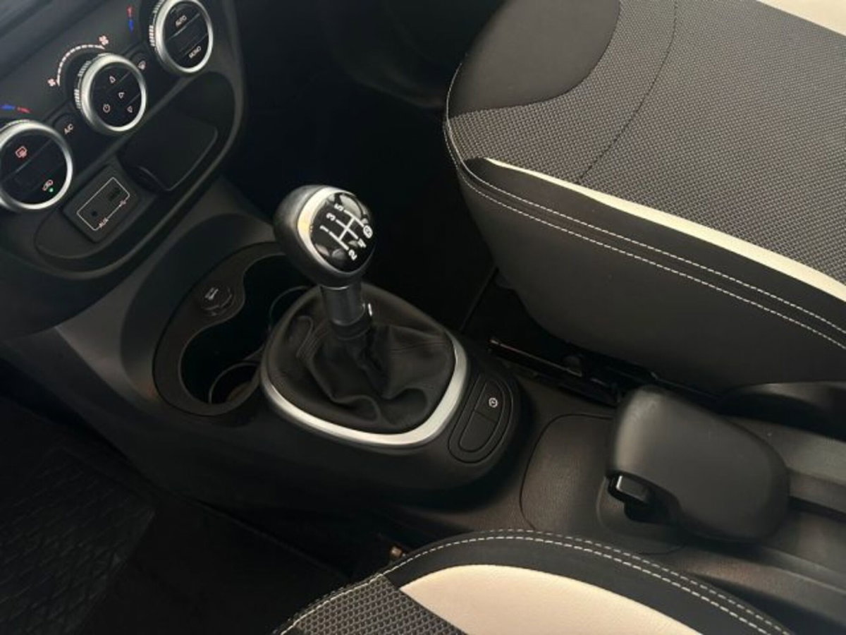 Fiat 500L 1.3 Multijet 95 CV Dualogic Trekking (12)
