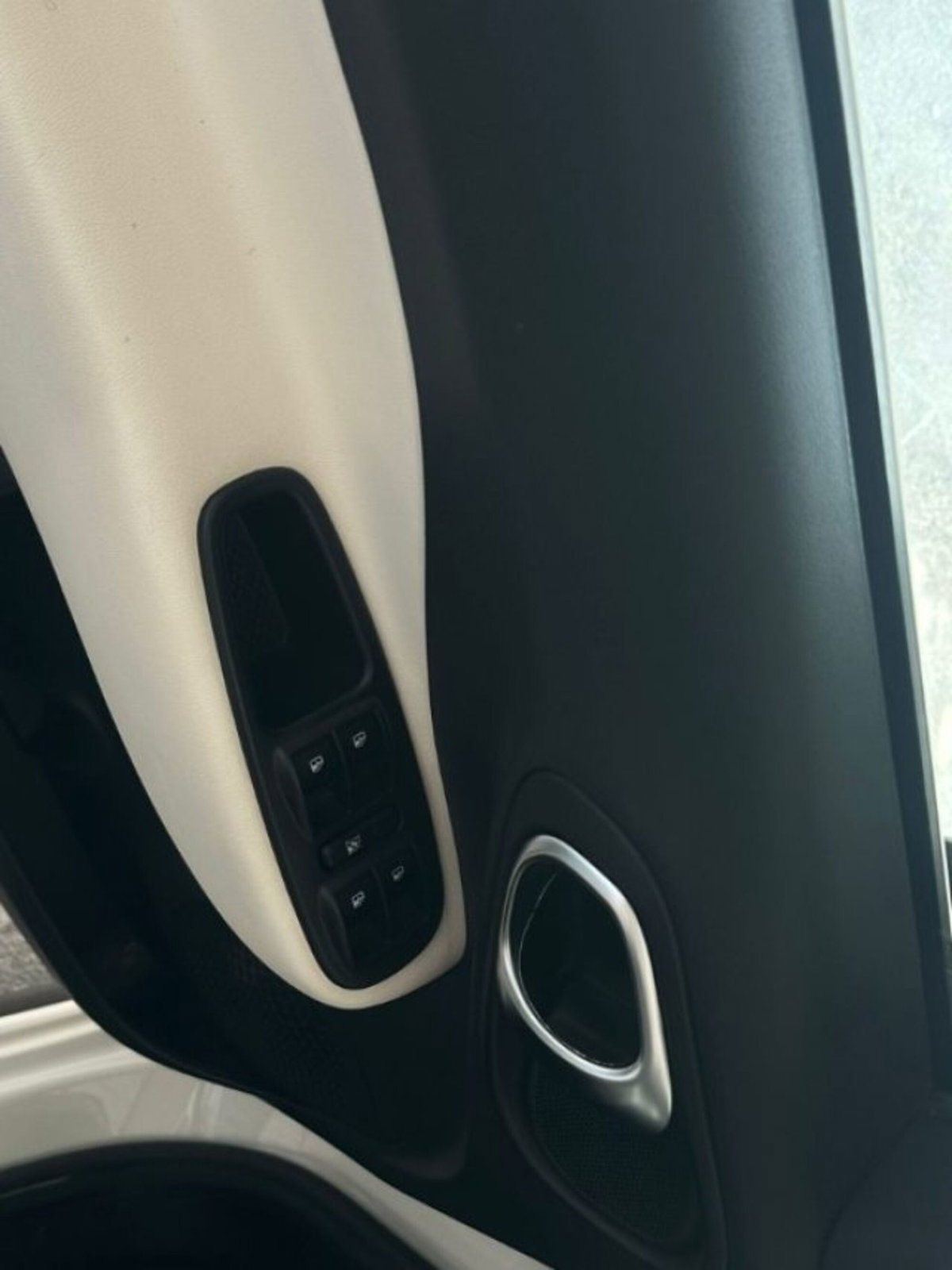 Fiat 500L 1.3 Multijet 95 CV Dualogic Trekking (15)