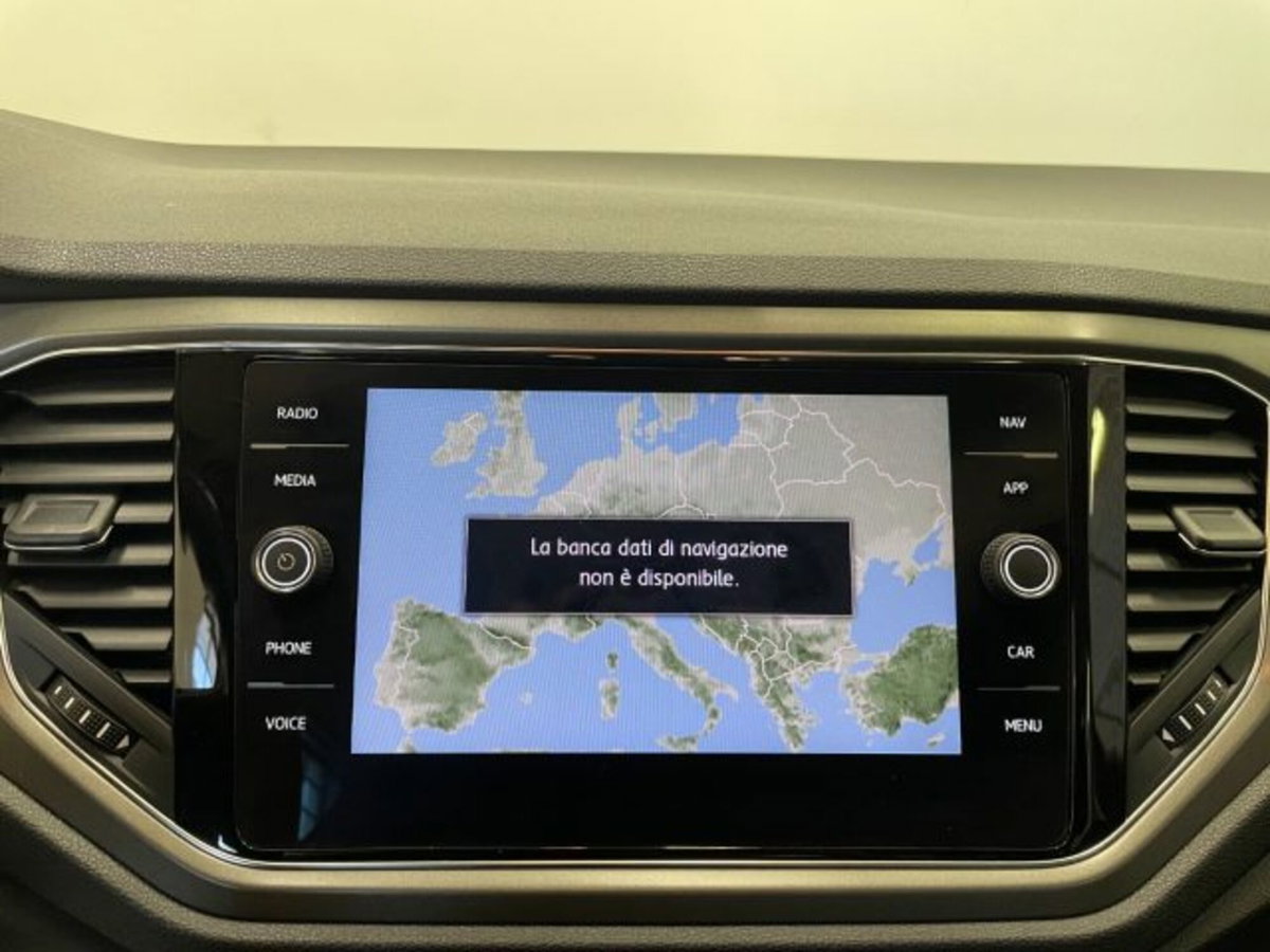 Volkswagen T-Roc 2.0 tdi R-Line 4motion 150cv dsg (11)