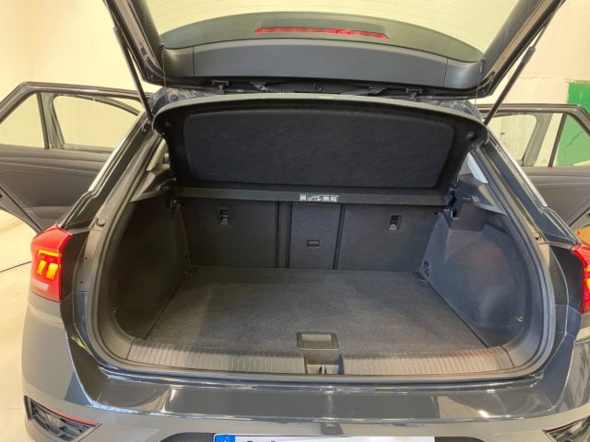 Volkswagen T-Roc 2.0 tdi R-Line 4motion 150cv dsg (14)