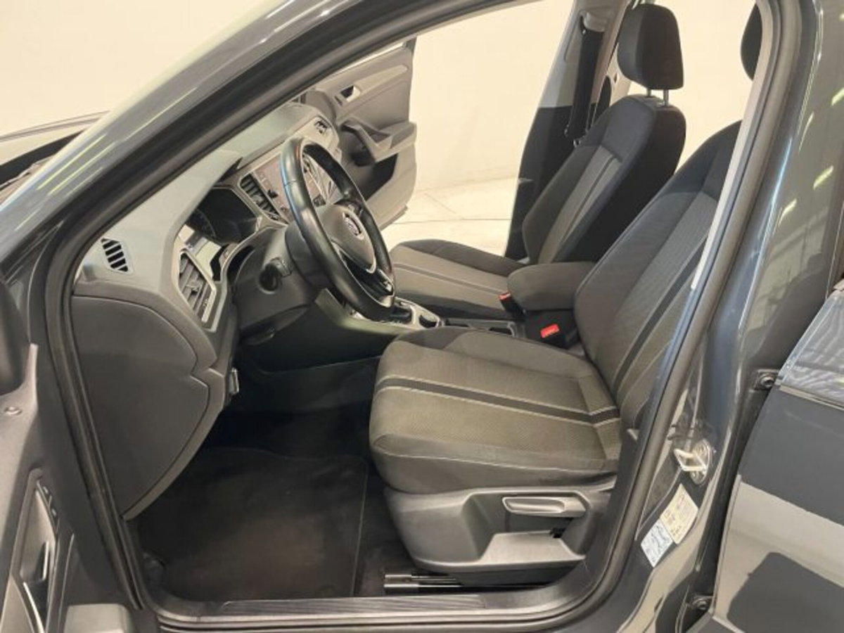 Volkswagen T-Roc 2.0 tdi R-Line 4motion 150cv dsg (6)