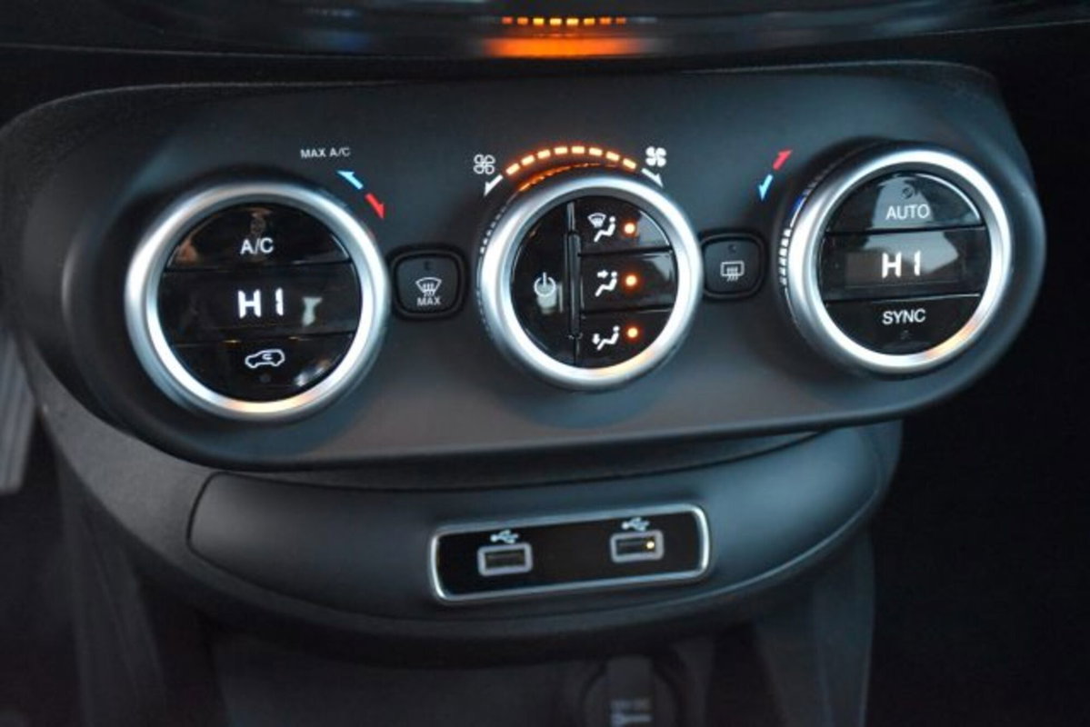 Fiat 500X 1.3 MultiJet 95 CV Sport (11)