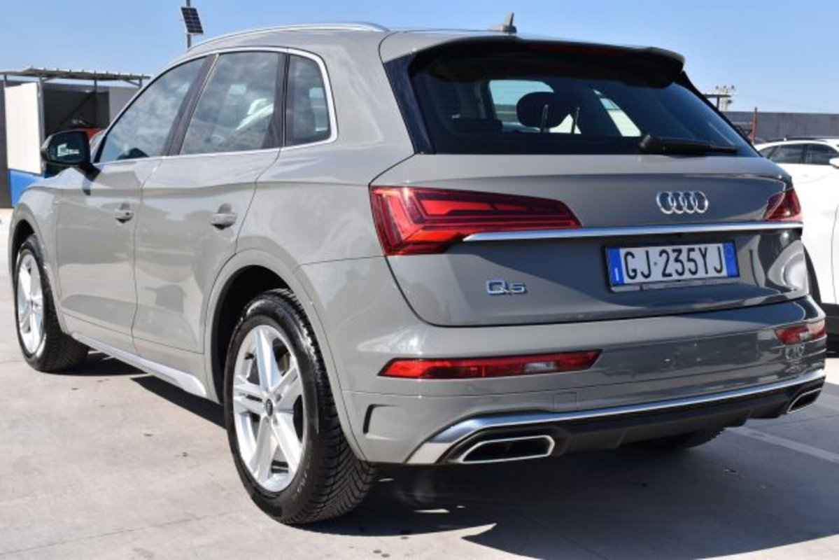 Audi Q5 35 TDI S tronic S line (6)