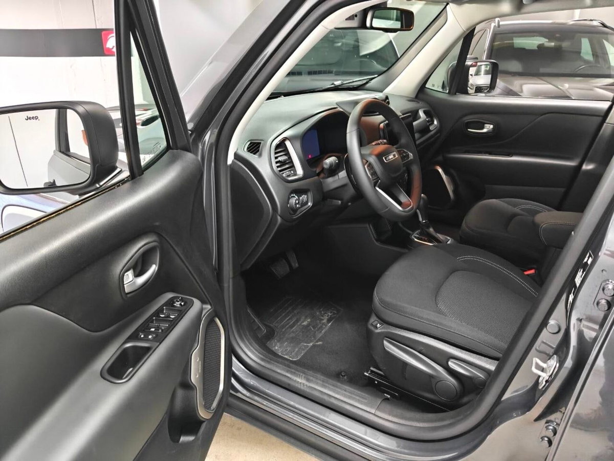 Jeep Renegade 1.5 turbo t4 mhev Summit 2wd dct (7)