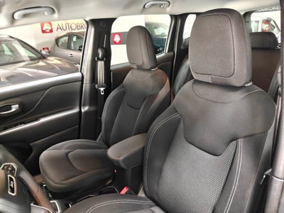 Jeep Renegade 1.5 turbo t4 mhev Summit 2wd dct (8)
